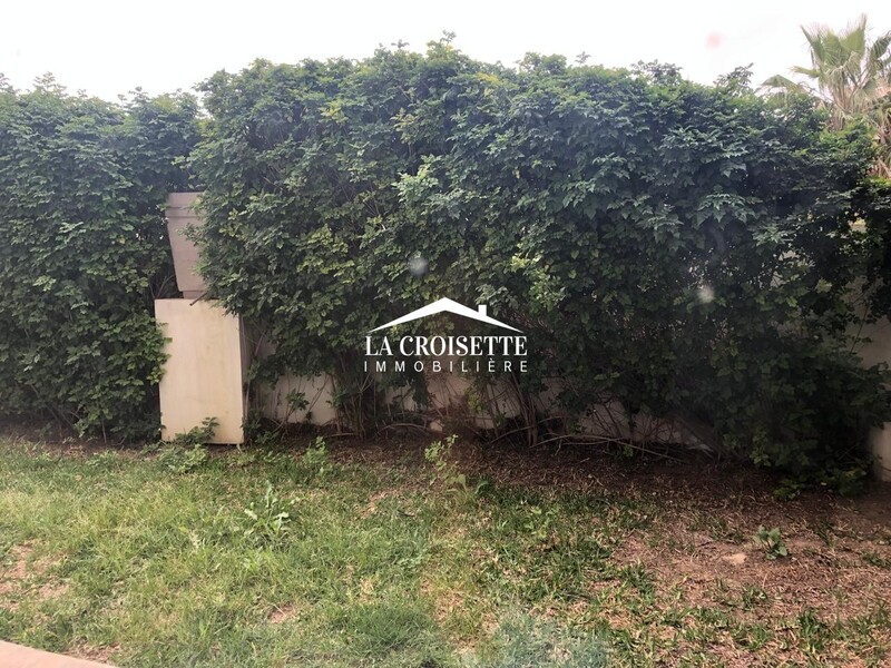 Duplex S+4 avec jardin à La Soukra